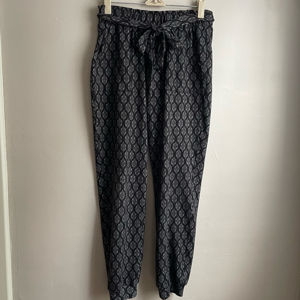 Joe B. Comfy Black Joggers / Yoga Pants XS